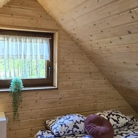 Comfortable With Sauna And Jacuzzi Semesterbostad Lipusz