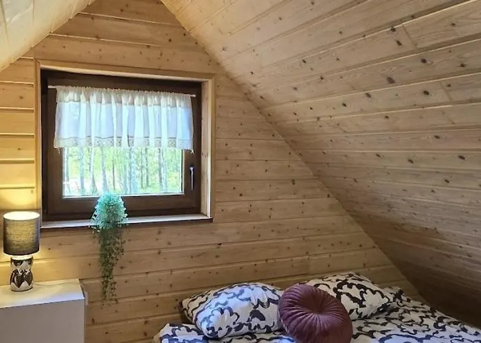 Comfortable With Sauna And Jacuzzi Semesterbostad Lipusz